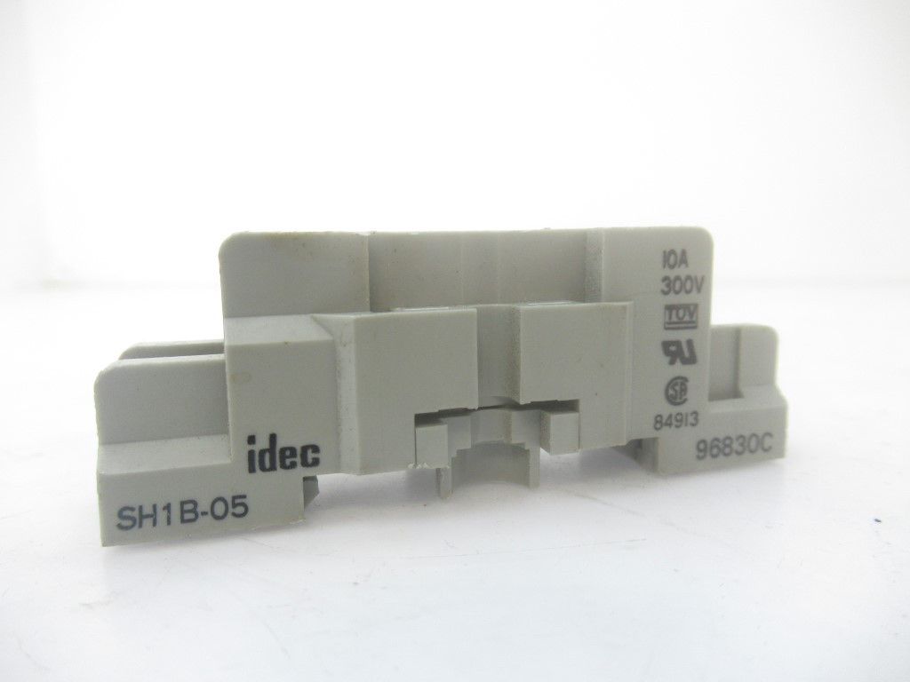 Variateur CONTROL TECHNIQUES SPINDAX SA022