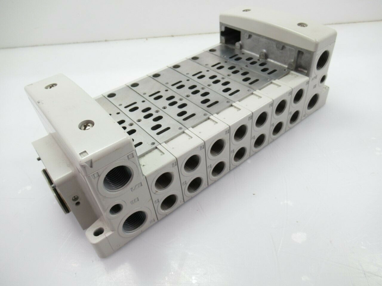 QP Smc Pneumatic 7 Rack Rail Mount 30cmx13cmx9cm (Used Tested) - PCM ...