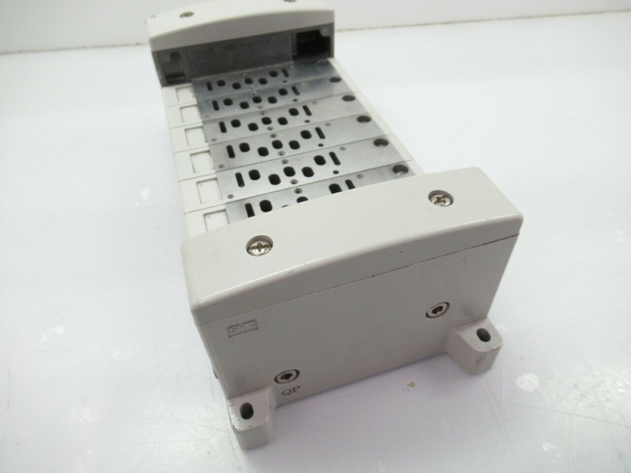 QP Smc Pneumatic 7 Rack Rail Mount 30cmx13cmx9cm (Used Tested) - PCM ...