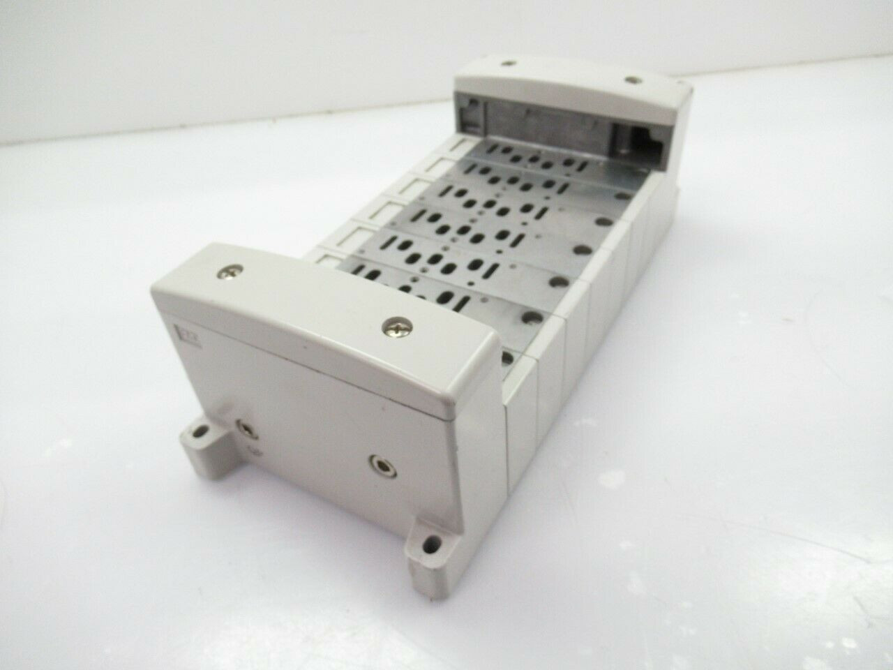 QP Smc Pneumatic 7 Rack Rail Mount 30cmx13cmx9cm (Used Tested) - PCM ...