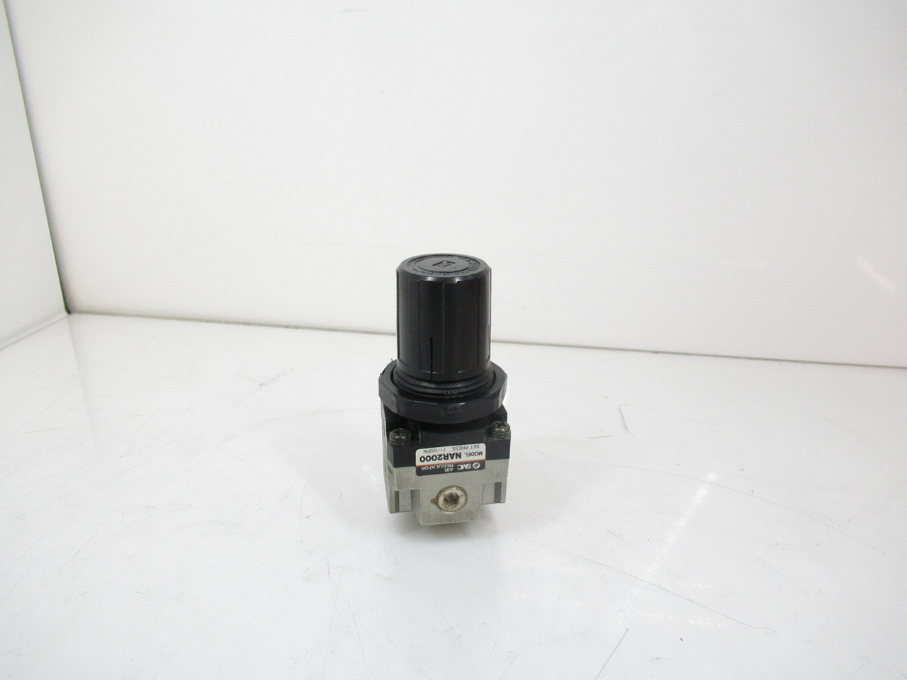 Smc NAR2000 Pneumatic Air Regulator, 7-120 Psi Range - PCM SURPLUS WORLD