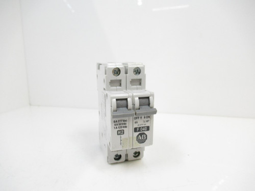 Allen Bradley 1492-CB1F040 Circuit Breaker WITH 1492-ACBH2 Contact Module