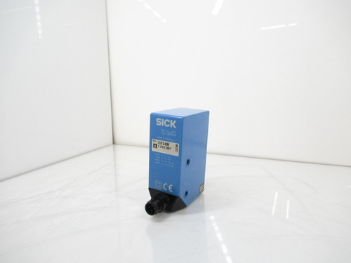 Sick LUT3-620 1015397 Luminescence Sensor, 4-Pin 12 Connector