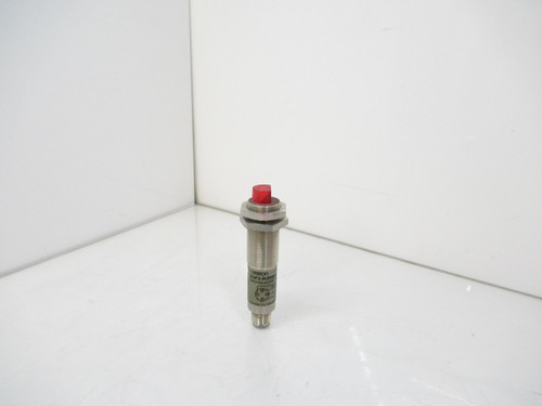 Omron E3F2-R2RB41-M1-M Metal PNP Retro Radial Sensor