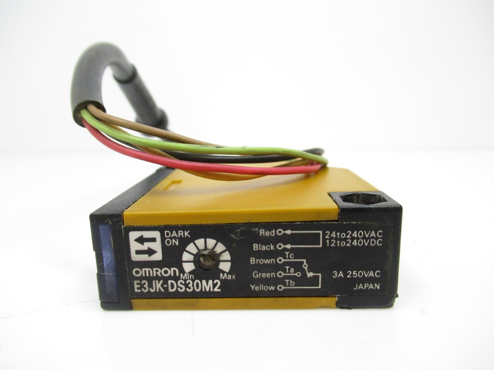 1PC NEW OMRON E3JK-DS30M1 Sensor In Box Free Shipping