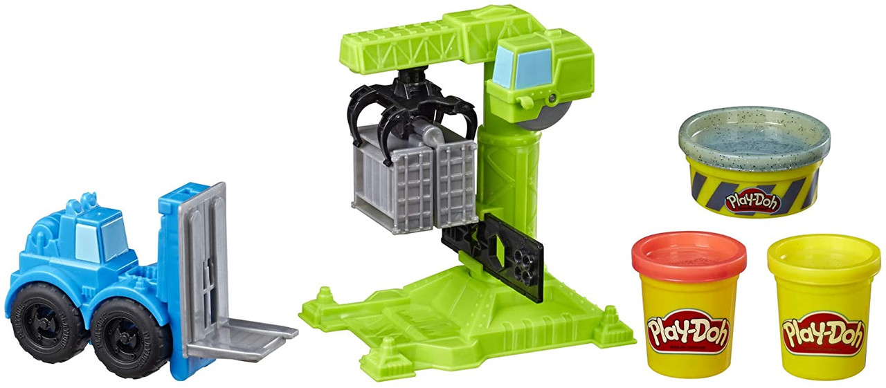 Play-Doh Wheels Crane and Forklift Set with 3 Cans of Play-Doh