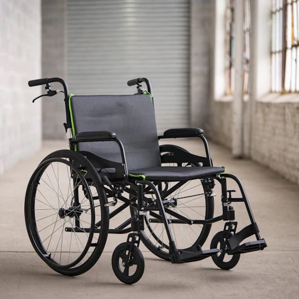 Feather Chair HD Manual Wheelchair