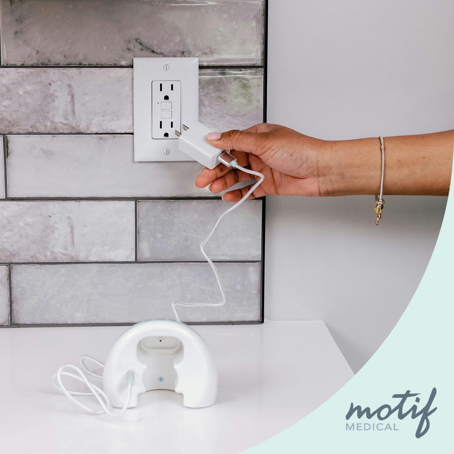 Motif Aura Hands-Free Double Electric Breast Pump