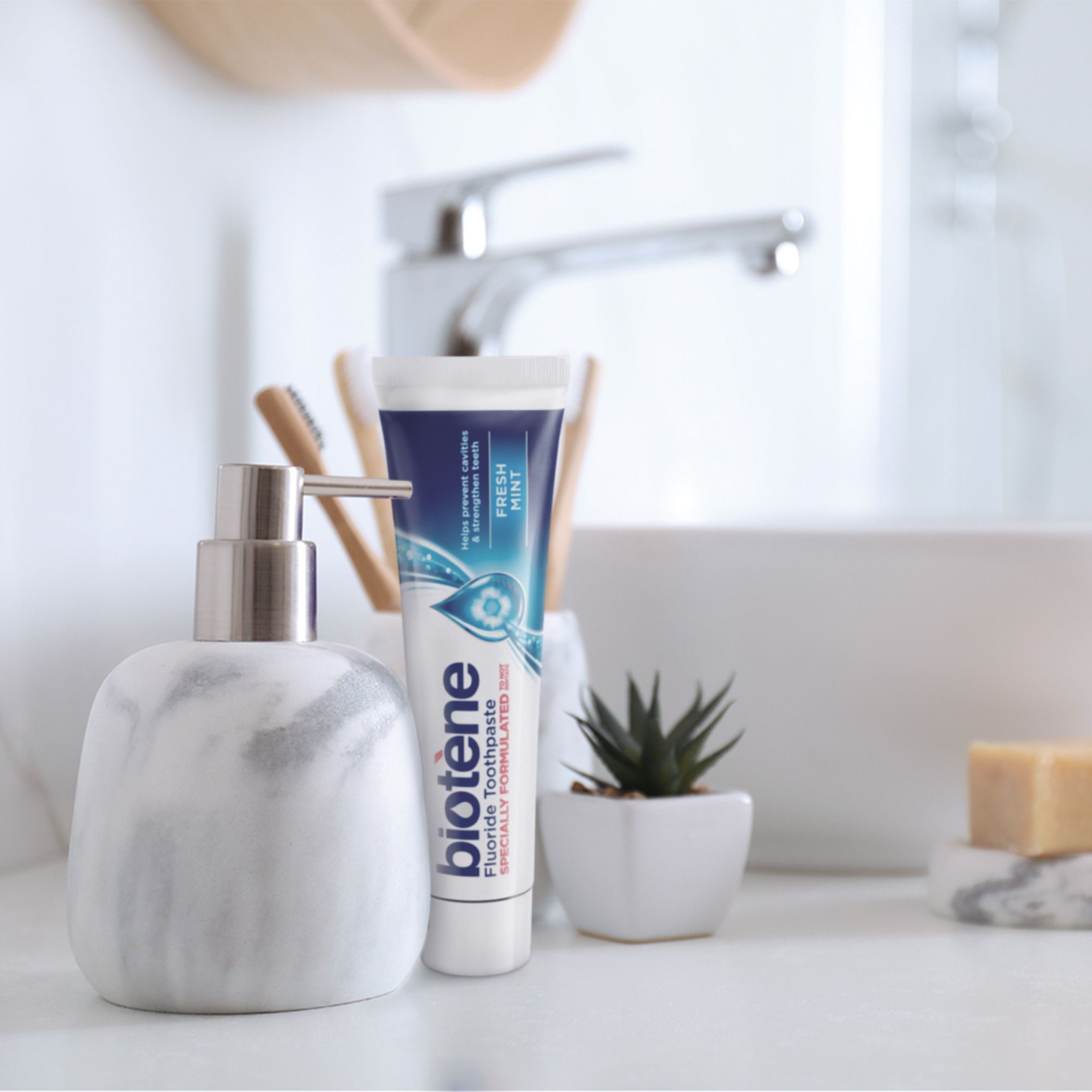 Biotene Fluoride Toothpaste for Dry Mouth