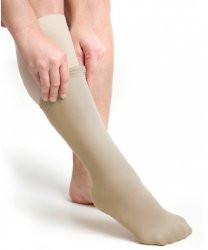 Carolon Knee High Compression Stocking, Closed Toe, 8 101412 2, Size D/Regular (Ankle 10-11"/Calf 16-18") - 1 Pair