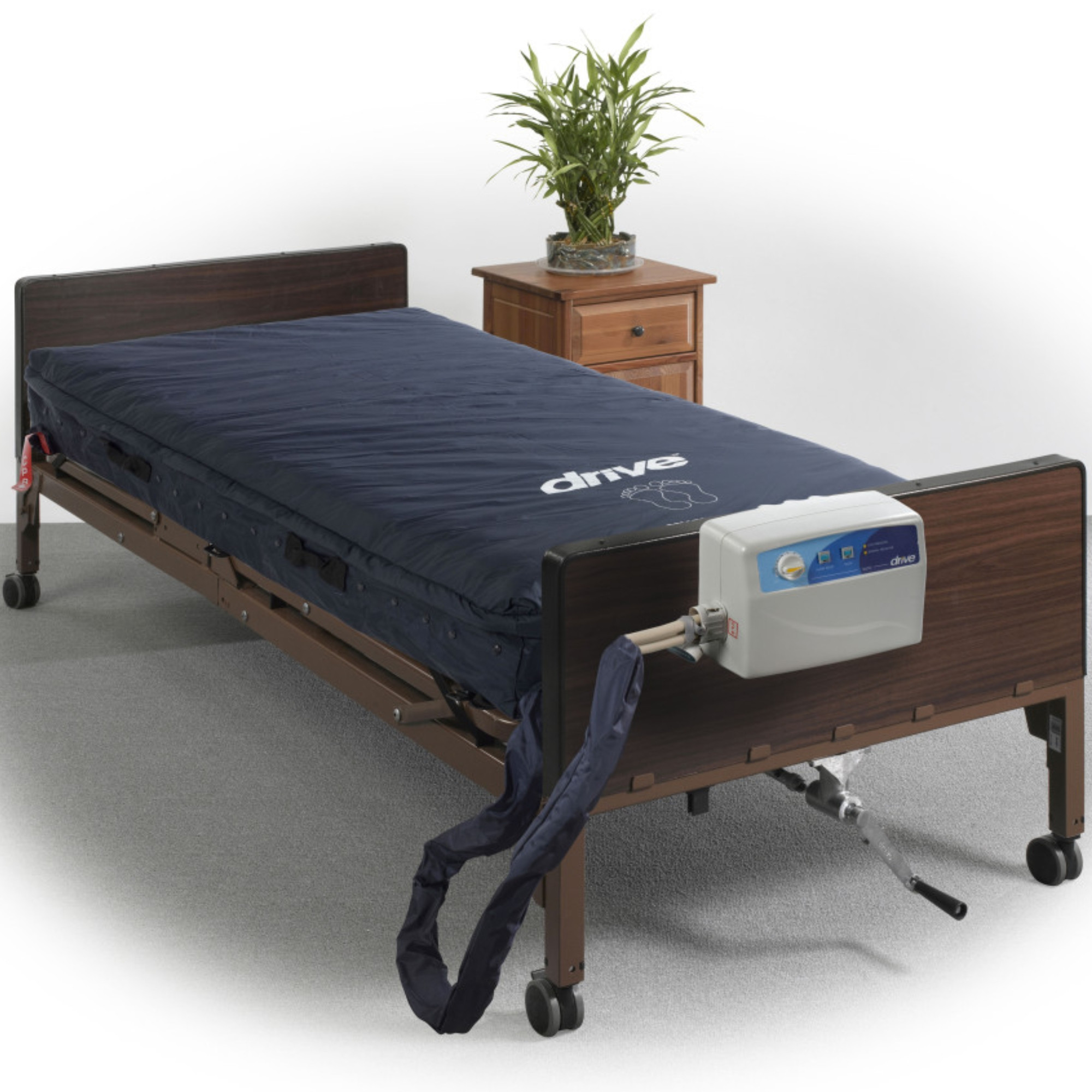 Drive Med-Aire Assure 5" Air + 3" Foam Base Alternating Pressure and Low Air Loss Mattress System