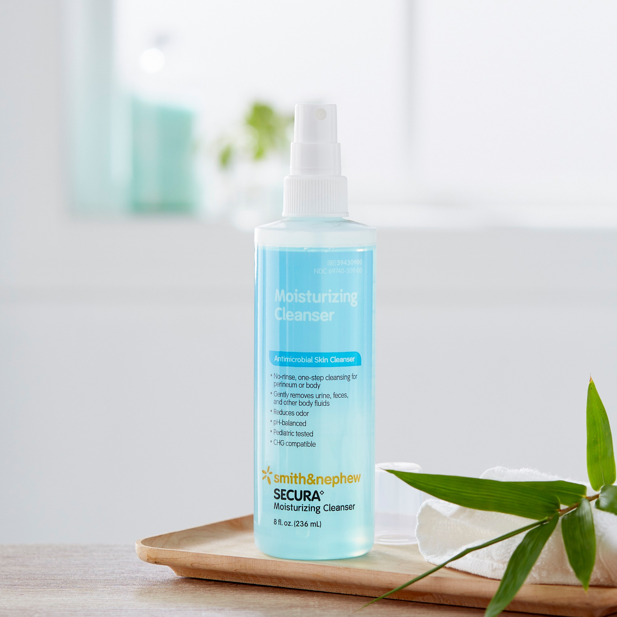 Smith & Nephew Secura Moisturizing Antimicrobial Skin Cleanser, 8 oz.