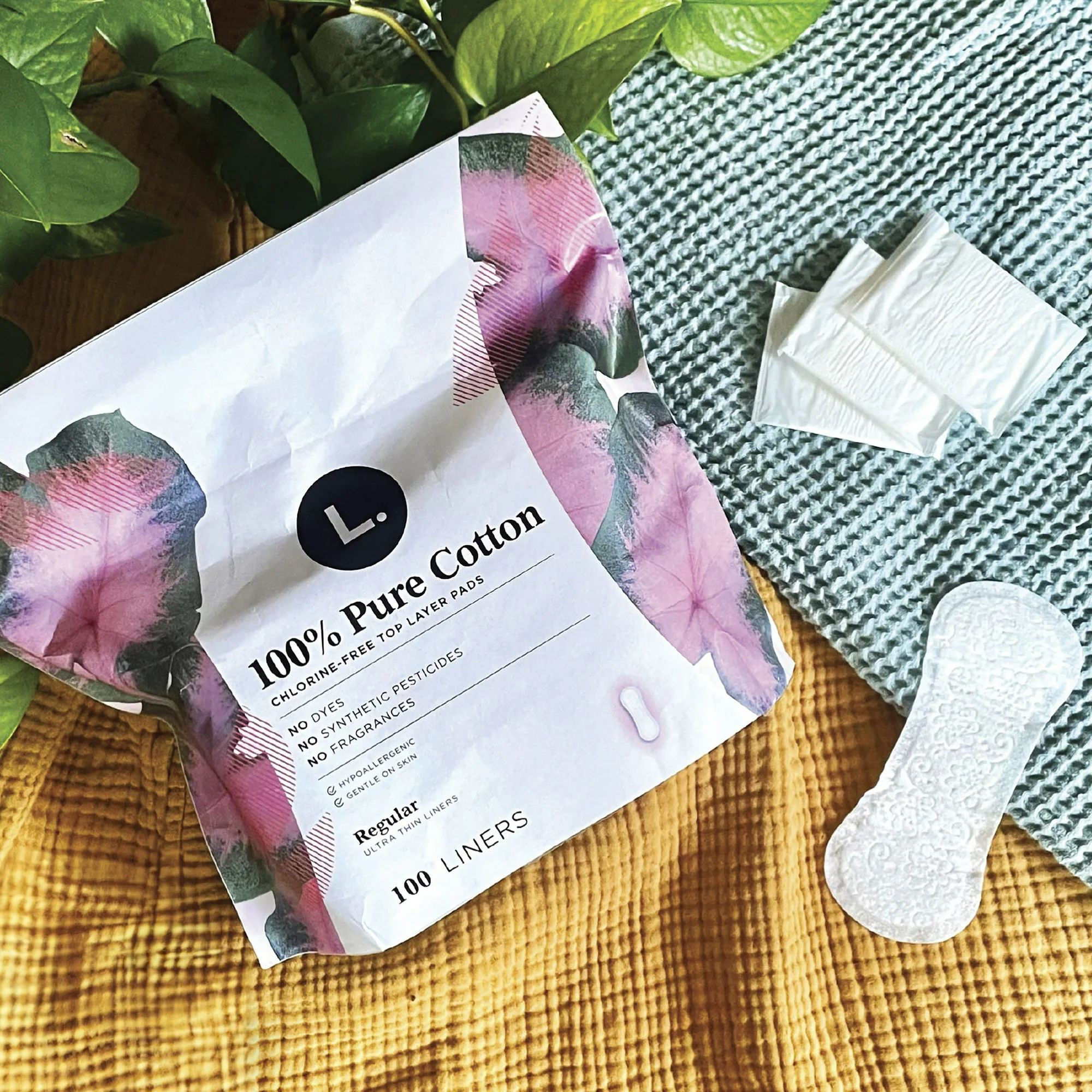 L. Chlorine Free Ultra Thin Liners, Regular Absorbency, 80339719, Pack of 100