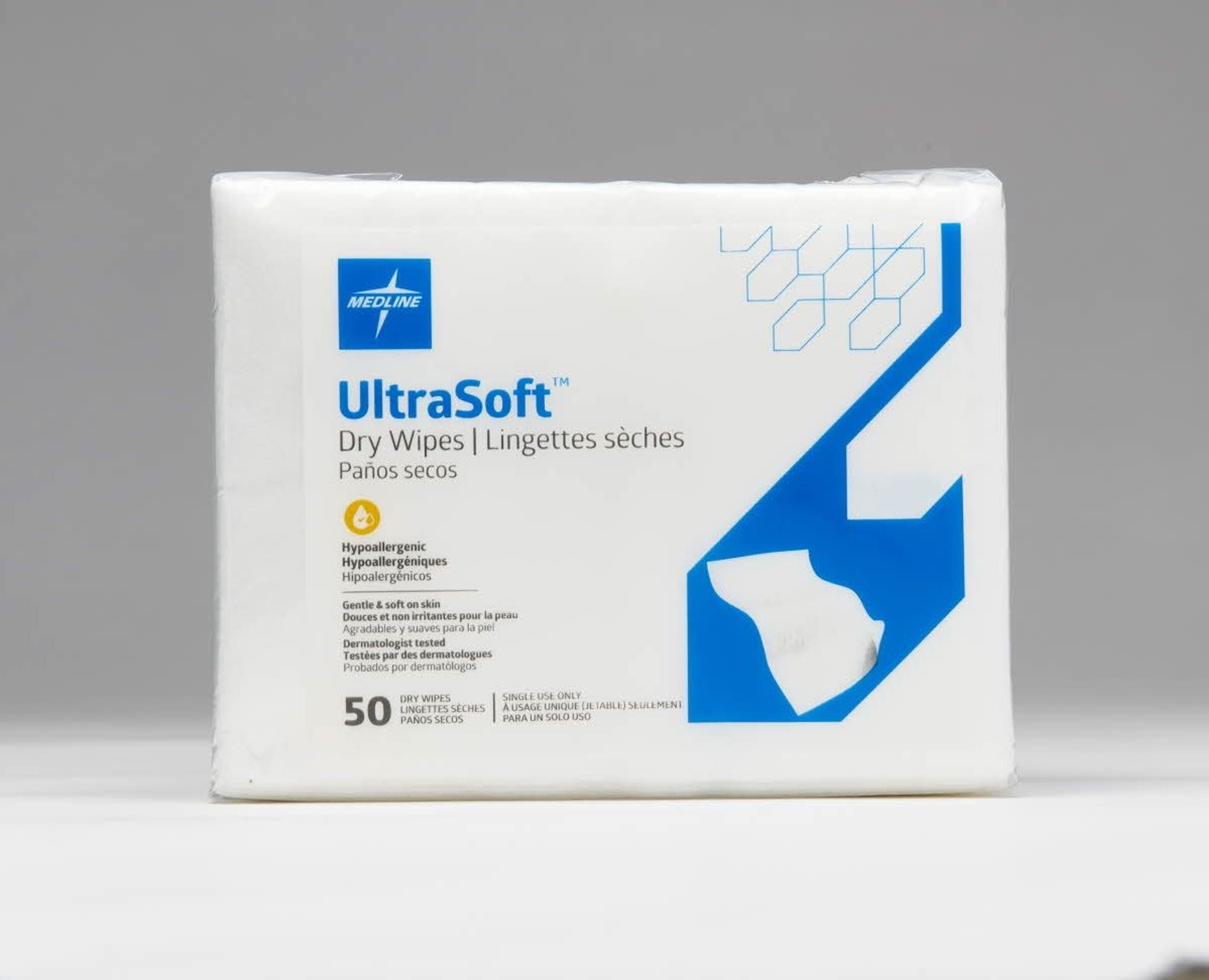 Medline Ultrasoft Disposable Dry Cleansing Wipes, Unscented,