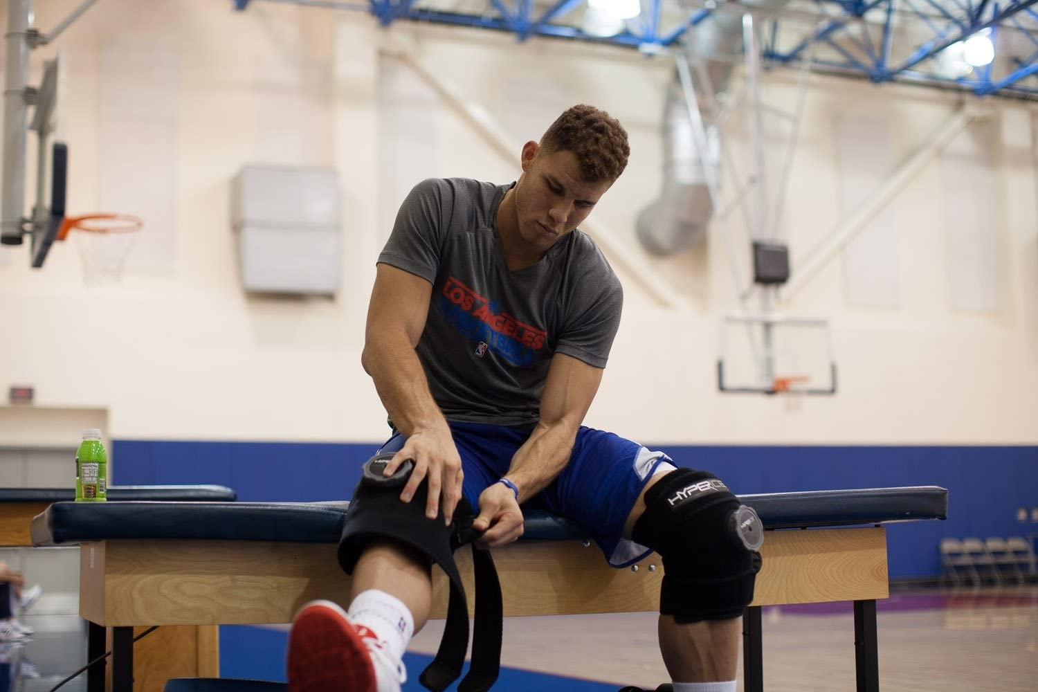 Hyperice Wearable Knee Ice Compression