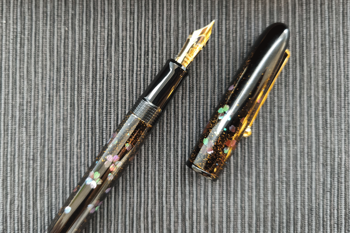 Namiki Yukari Yozakura Raden Fountain Pen 18K Medium Nib