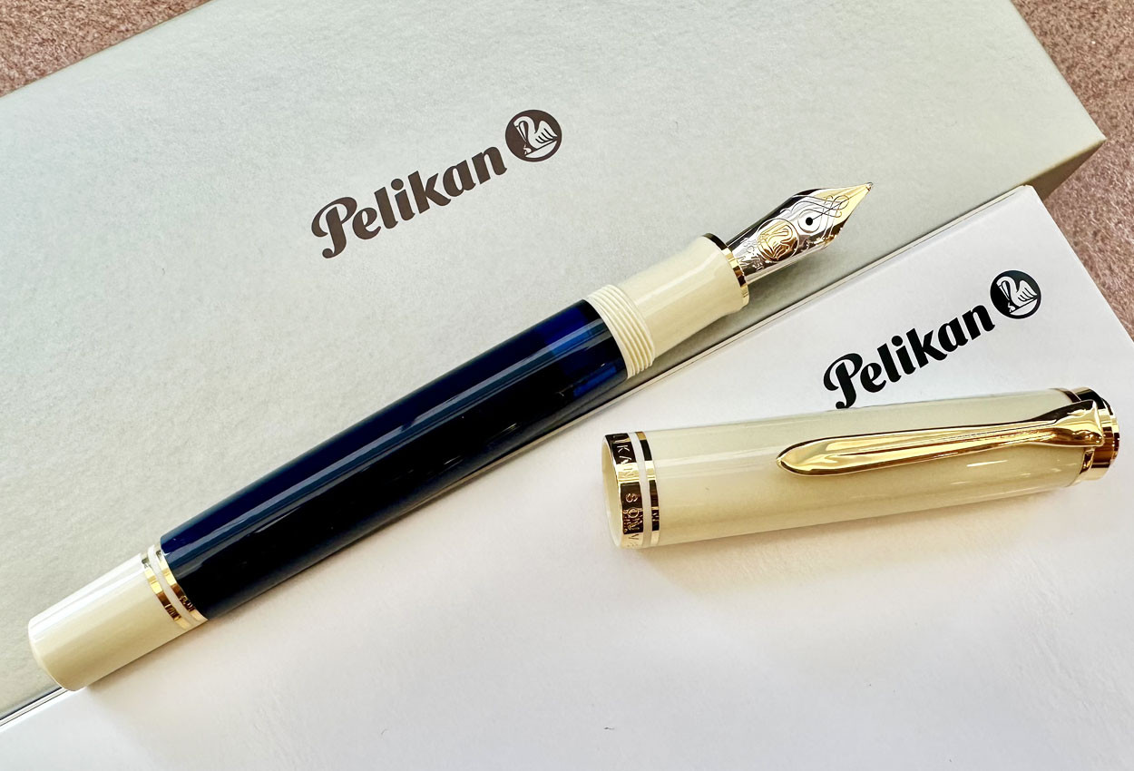 Pelikan M800 Special Edition Cream Blue Fountain Pen Medium Nib