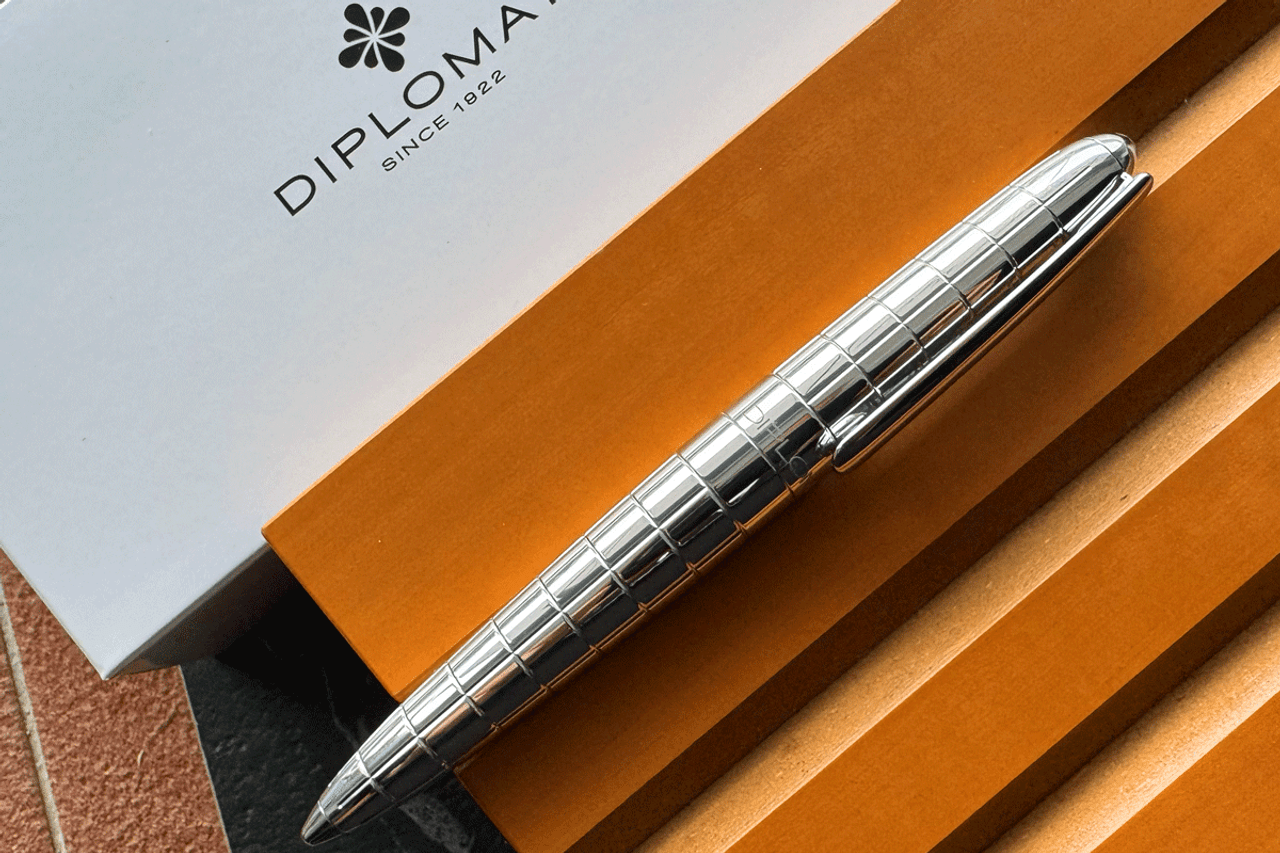 Diplomat Aero Rhomb Fountain Pen