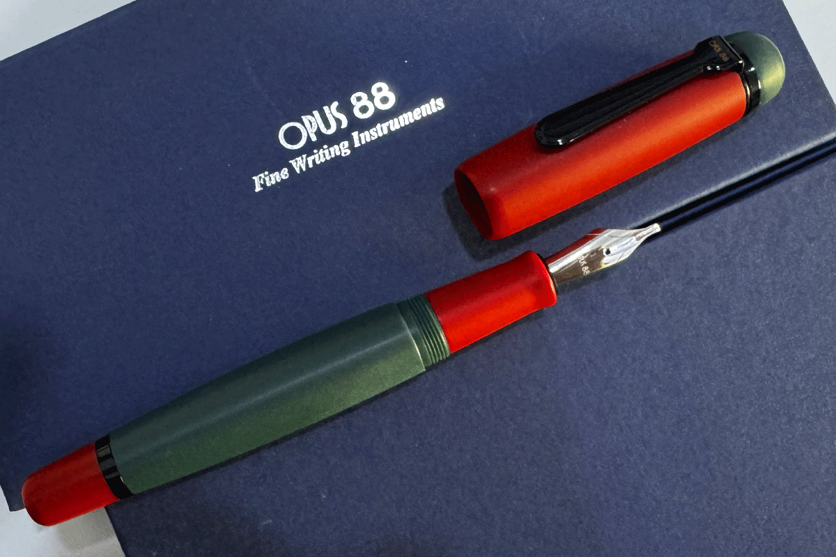 Opus 88 Omar Christmas Fountain Pen