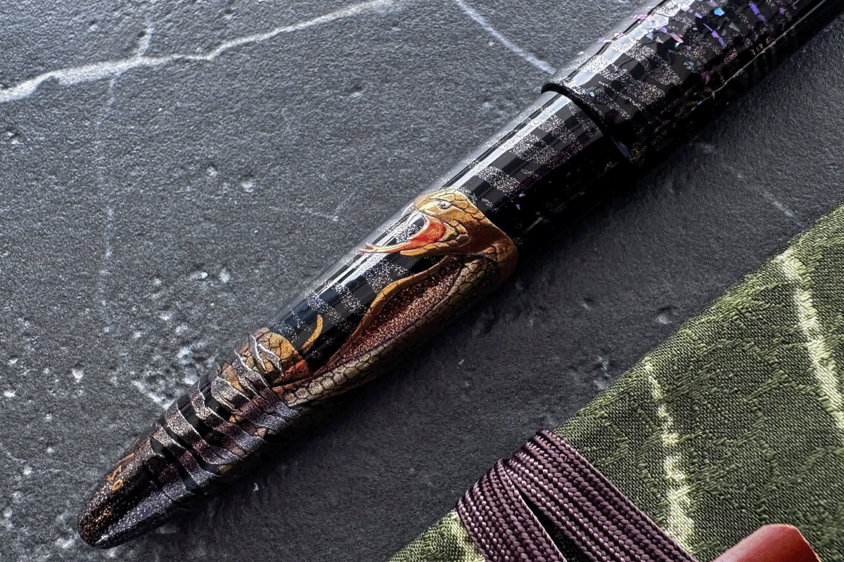 Sailor King Of Pens Cobra in the Moonlight (Cobra to Gekkou) Fountain Pen