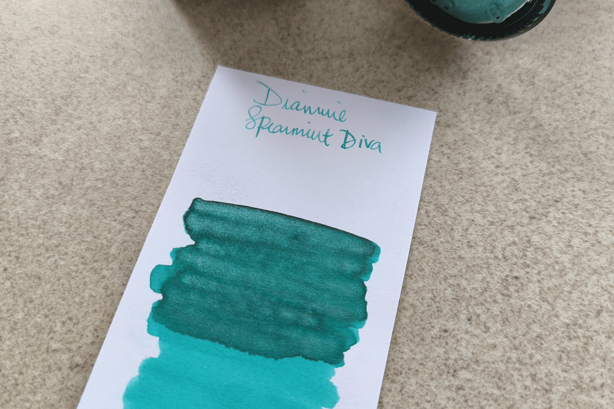 Diamine Shimmering Spearmint Diva Shimmering 50ml Bottle Ink