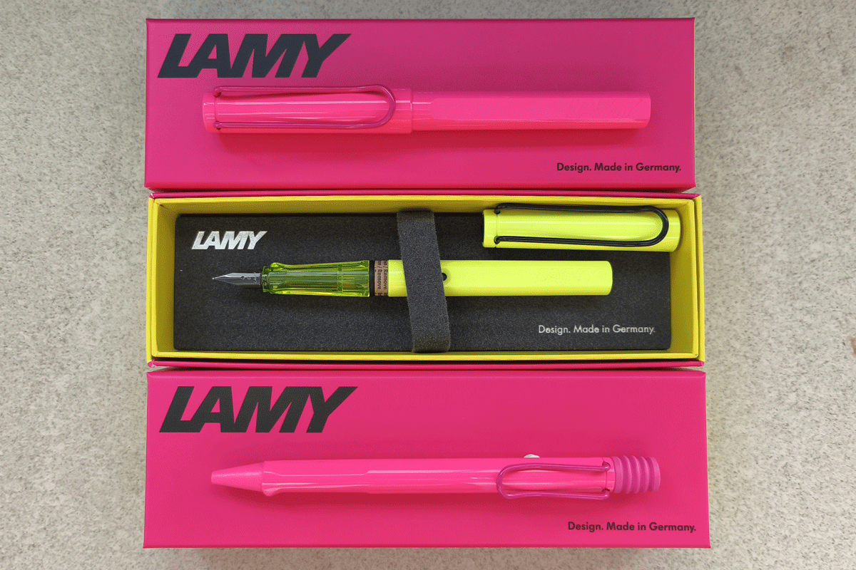 LAMY Safari Neon Pink Fountain Pen (SE 2026)