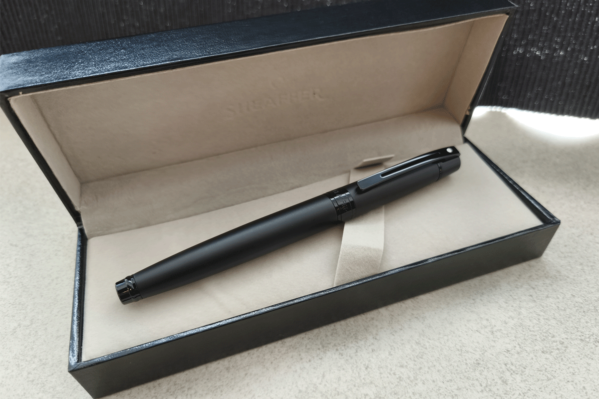 Sheaffer 300 Matte Black with Polished Black Trim Rollerball Pen