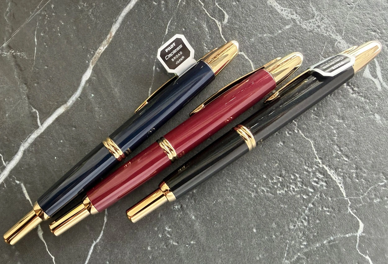 Pilot Vanishing Point Red Mica Fountain Pen with 18K Nib