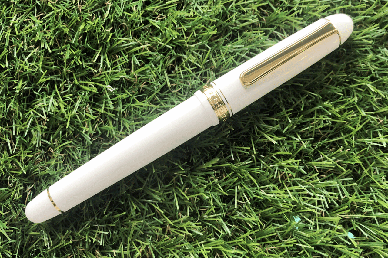 Platinum 3776 chenonceau white Clearance