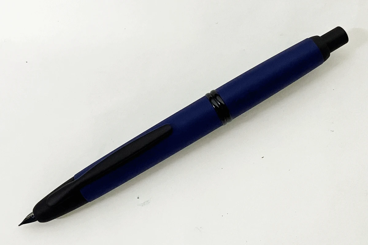 Pilot Vanishing Point Blue Fountain Pen Black Accent with 18K Nib