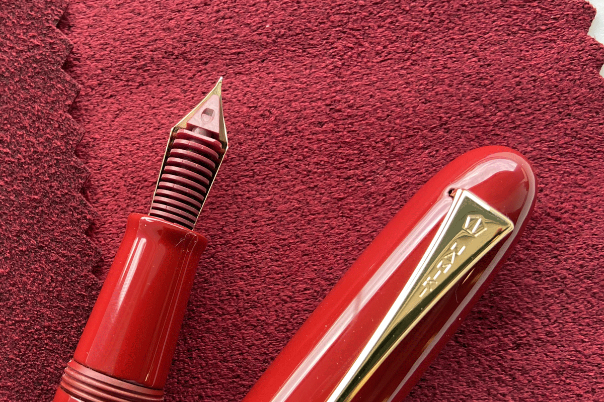 Namiki  Yukari Royale Urushi Lacquer Vermilion Fountain Pen Fine 