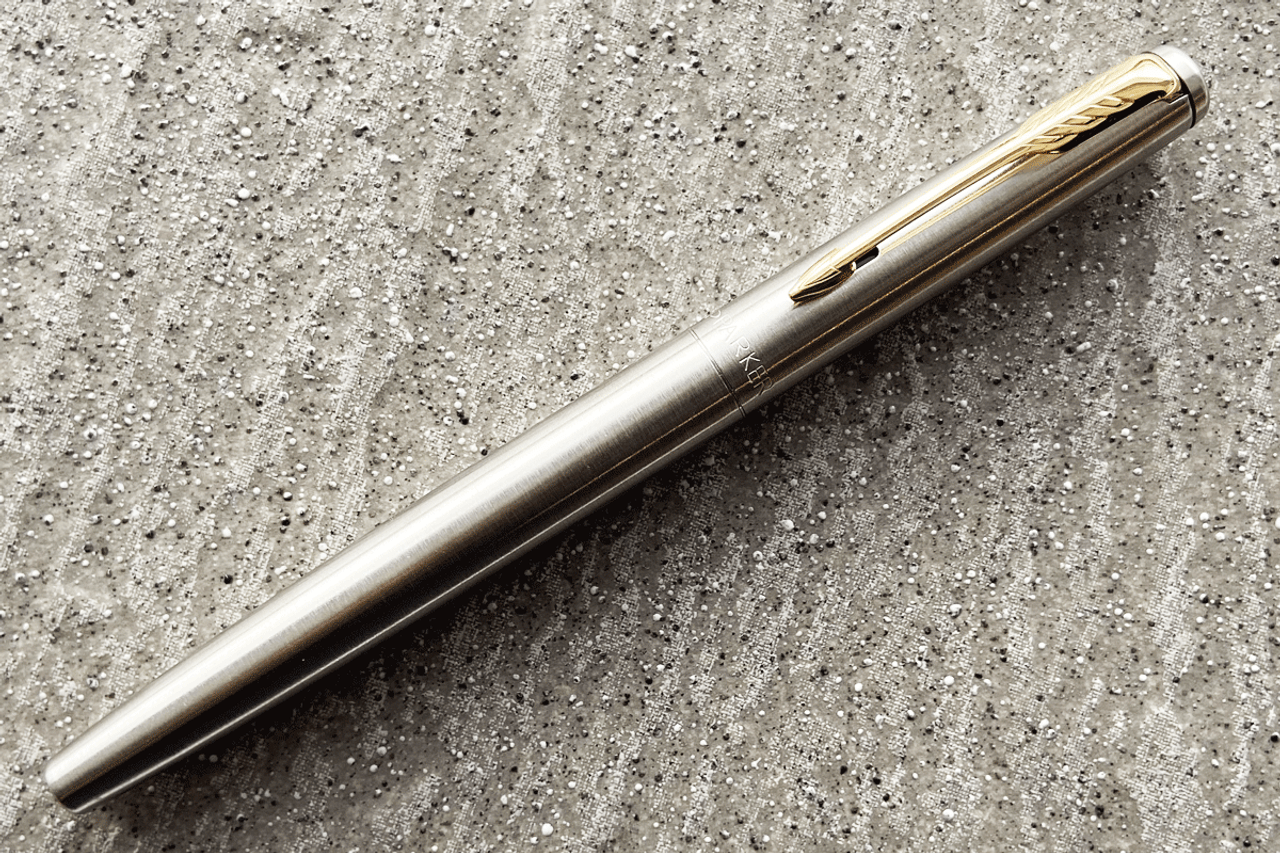 Parker Jotter Stainless Steel Gold Trim Fountain Pen Fine Nib