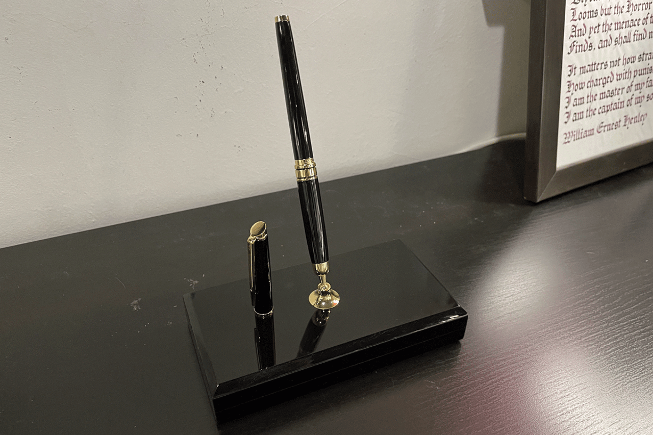 Waterman Hemisphere Fountain Pen Desk Signing Set