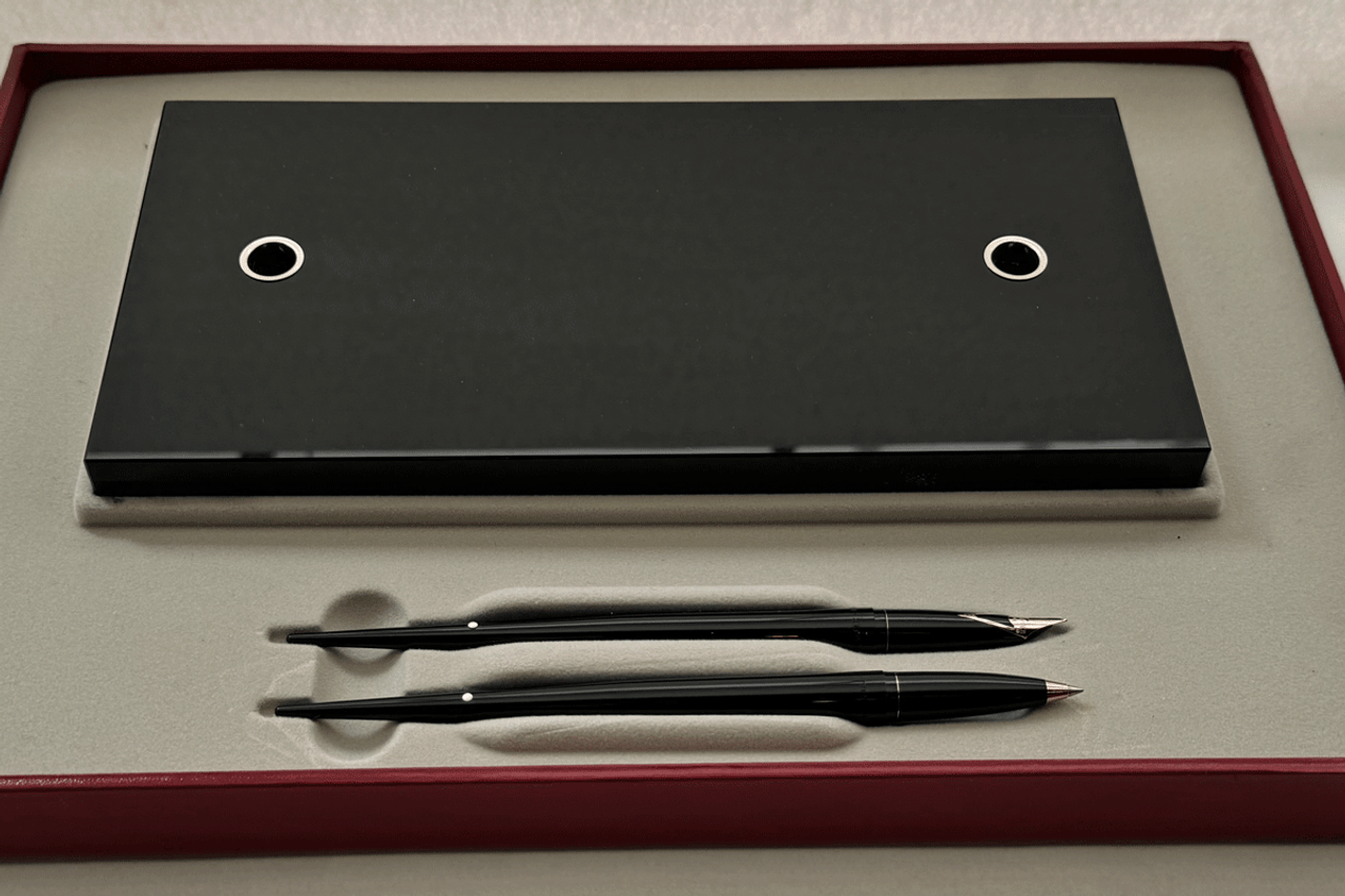 Sheaffer J15 Black Crystal Fountain Pen Ball pen Desk Set (New Old Stock)