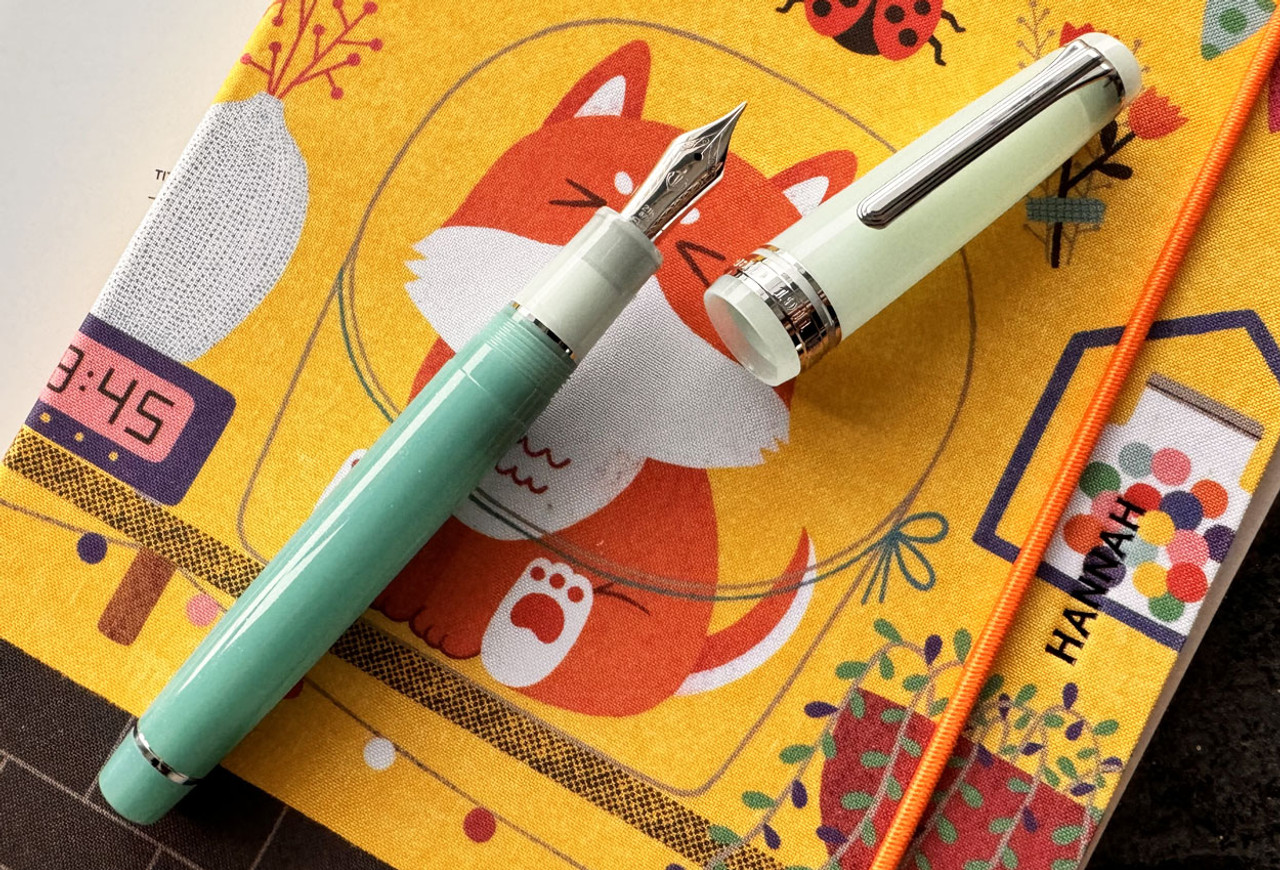 Sailor Pro Gear Smoothie Ocean Water 21K RT Fountain Pen