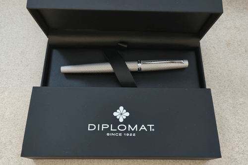 Diplomat Viper Silver Guilloche Fountain Pen Fine Nib