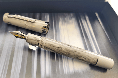 Sailor Luminious Shadow Fog Grey Fountain Pen Medium 21K Nib