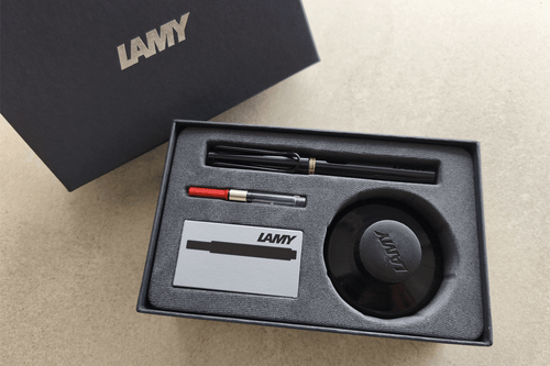 Lamy Safari Fountain Pen Meteorite Black Fountain Pen with Ink Gift Set
