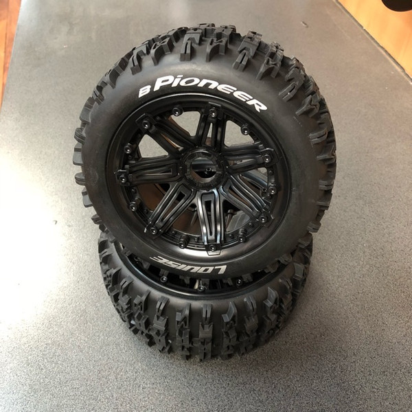 B-Pioneer 1/5 Rear Wheel and Tyre LT3243B