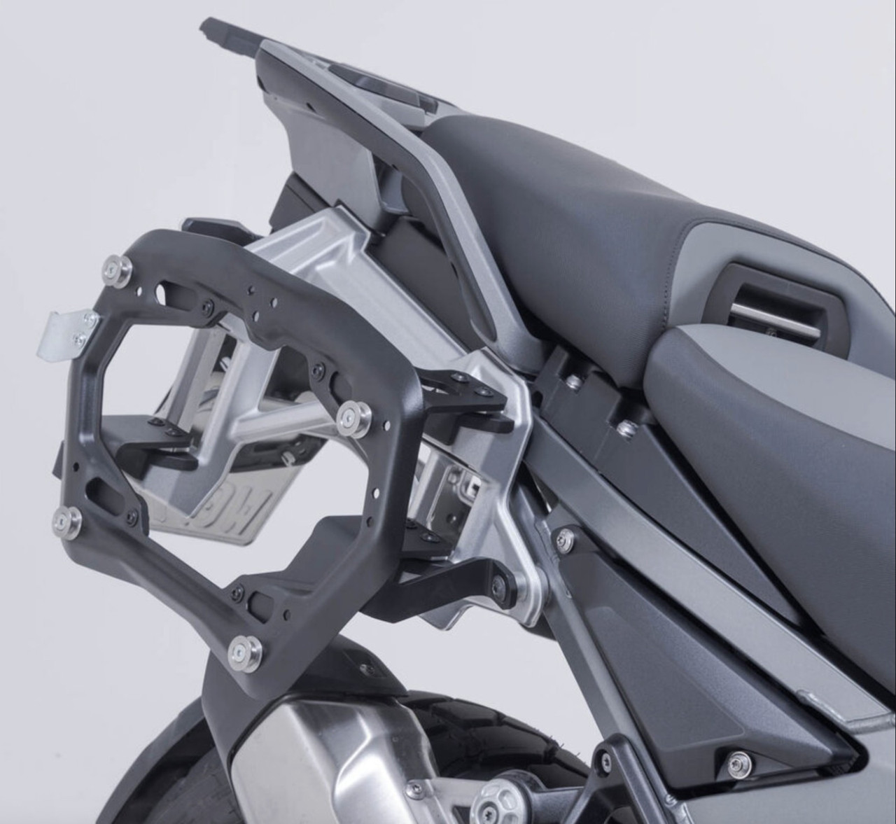 Anclaje Maletas Laterales SW-Motech para BMW R1300GS ADV