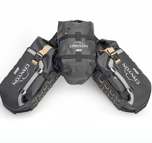 Alforjas Givi Canyon + Base Universal