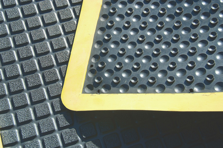Air Grid mat (1200x900mm) Yellow Border
