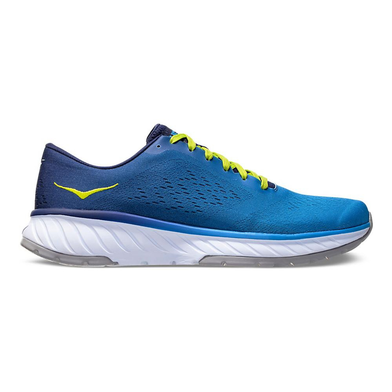 hoka cavu 2