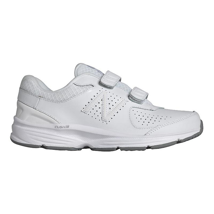 new balance women's 411v2 walking shoes