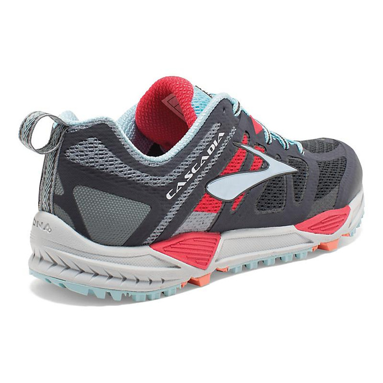 brooks cascadia 11 review women's