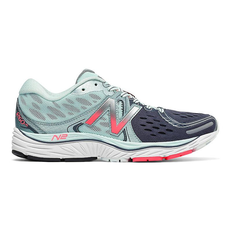 new balance women's w1260v6 running shoe