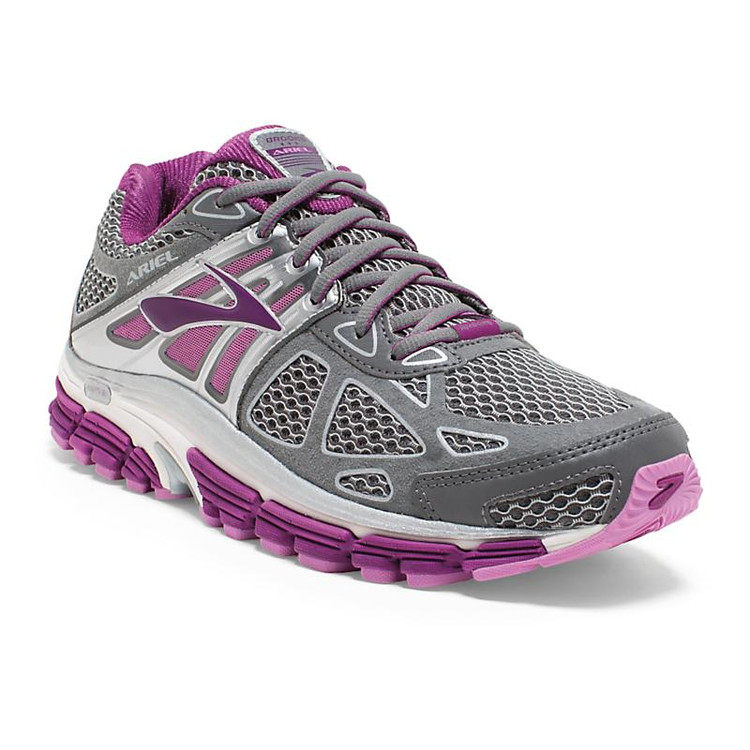 brooks ariel size 8