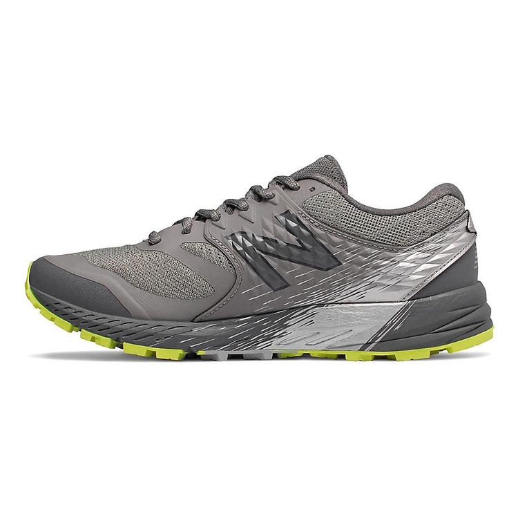 new balance summit qom women's