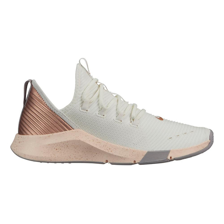 womens nike zoom elevate