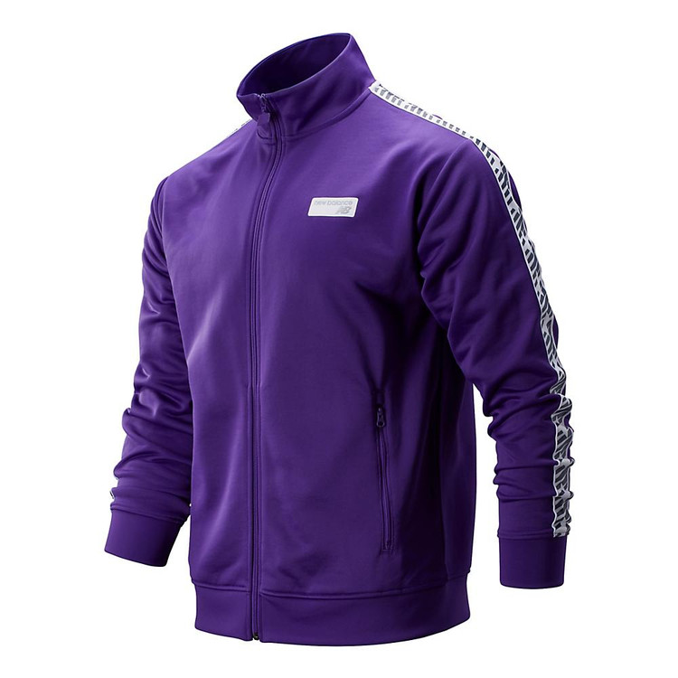 nb athletics classic hoodie